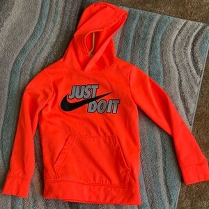 Boys Nike Dry Fit hoodie